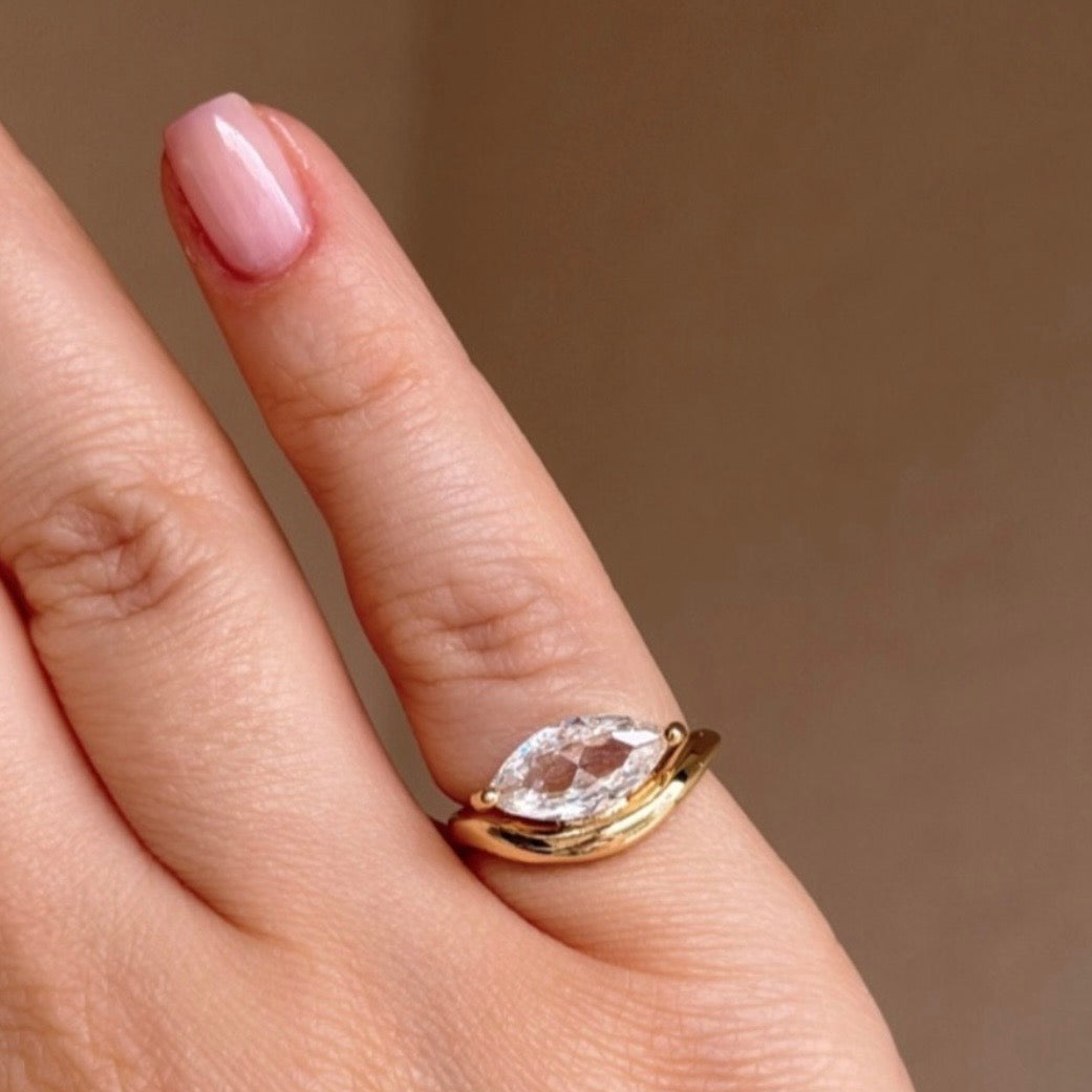 Your Sisterhood Pinky Gold Yüzük