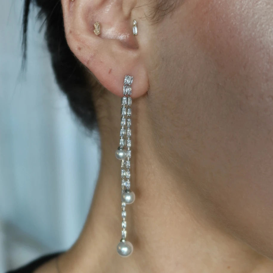 İncili Sallantılı Taşlı Silver Küpe